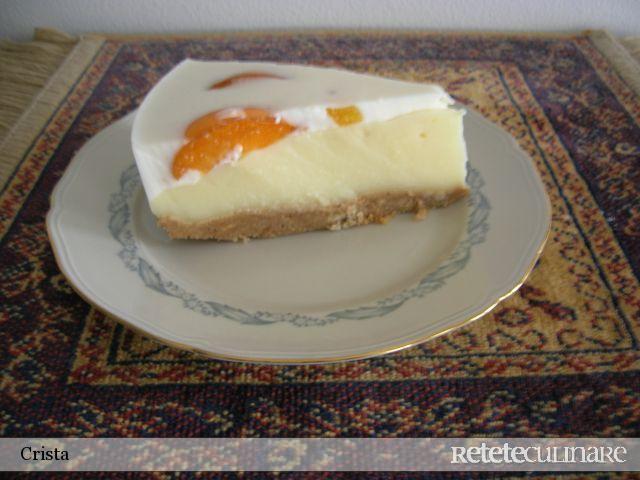 Tort de Vara (blat de Biscuiti, Crema si Iaurt) | Dulciuri |  Reteteculinare.RO