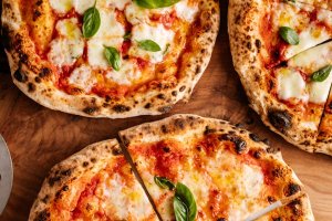 Pizza Margherita - ideala pentru o masa rapida si delicioasa