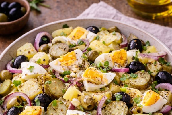 Salata orientala traditionala - perfecta ca fel principal sau garnitura